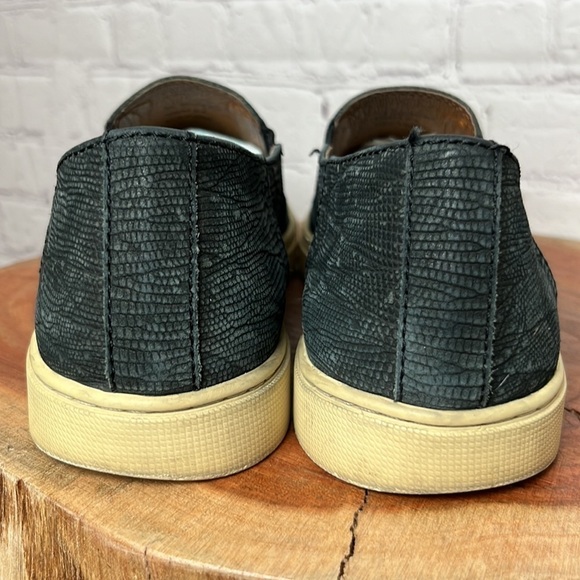 Frye Gemma Slip On - Picture 5 of 11